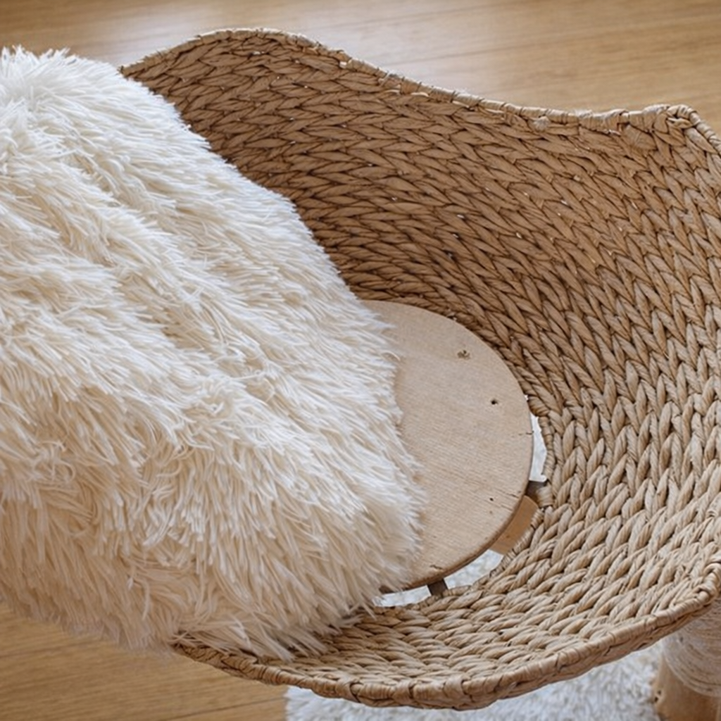 Arbre à chat en bois naturel – 3 niveaux avec paniers et coussins